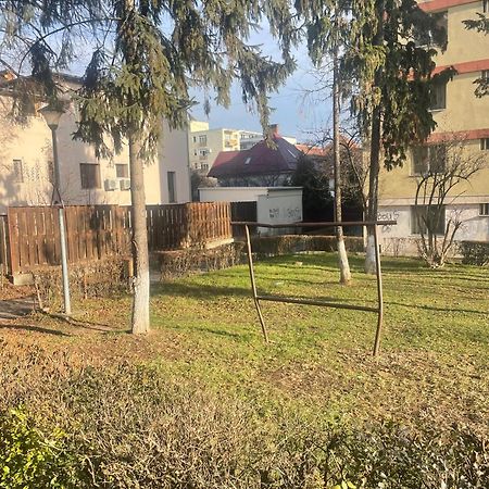 Peles Green Apartment & Piano Kaloşvar Dış mekan fotoğraf